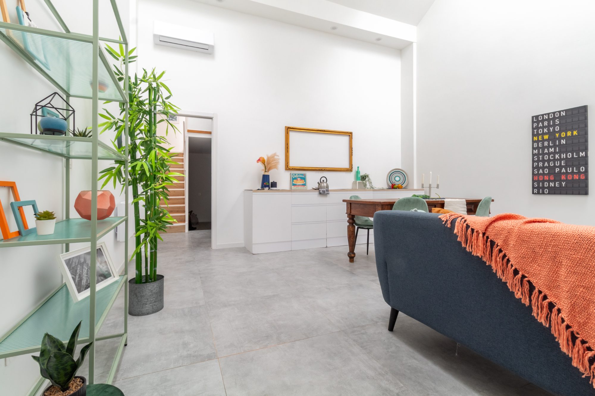 Soggiorno rinnovato con home relooking — progetto Loft Monticelli